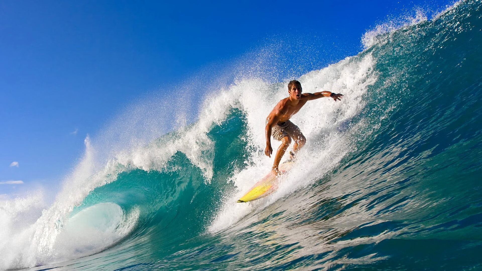 九游电子竞技-勇士外线投篮回暖连续命中关键三分，勇士内线被打爆了